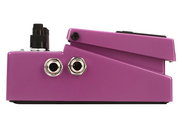 Boss BF-3, pedale flanger con effetti innovativi, dimensioni 73x59x129 mm, peso 420 g, alimentatore non incluso