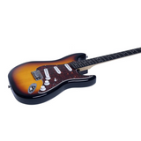 Chitarra elettrica Eko ST-100 Sunburst, corpo in pioppo, manico in acero, 22 tasti e tre pickup single-coil. Suono brillante e versatile