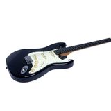 Chitarra elettrica Eko ST-300, colore Black, corpo in pioppo, manico in acero, tre pickup single-coil e controlli vari