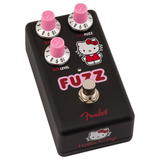 Pedale fuzz Fender x Hello Kitty, design audace e toni versatili, perfetto per performance sul palco e in studio