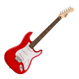 Squier Sonic Stratocaster HT in Torino Red, chitarra elettrica con manico sottile, pickup chiari e ponte hardtail per intonazione precisa