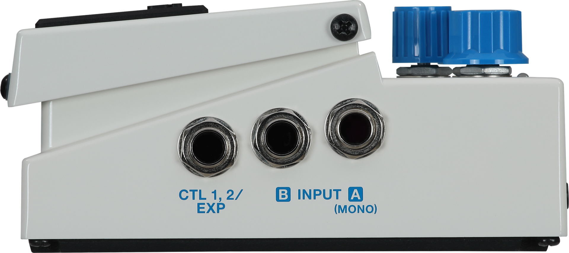 PX-1 Plugout FX, pedale che cattura l'essenza dei pedali BOSS, dotato di connessioni stereo, USB-C e Bluetooth