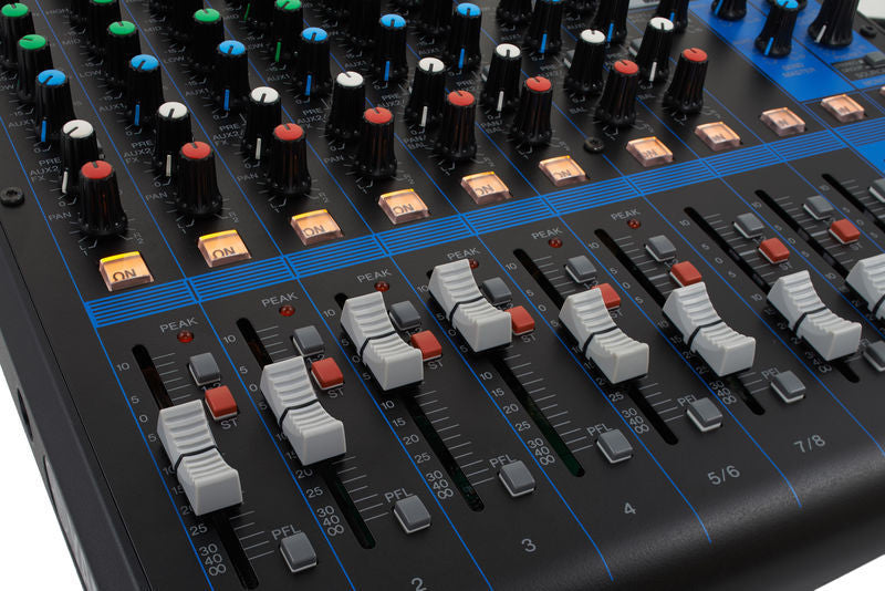 YAMAHA MG12XU fader