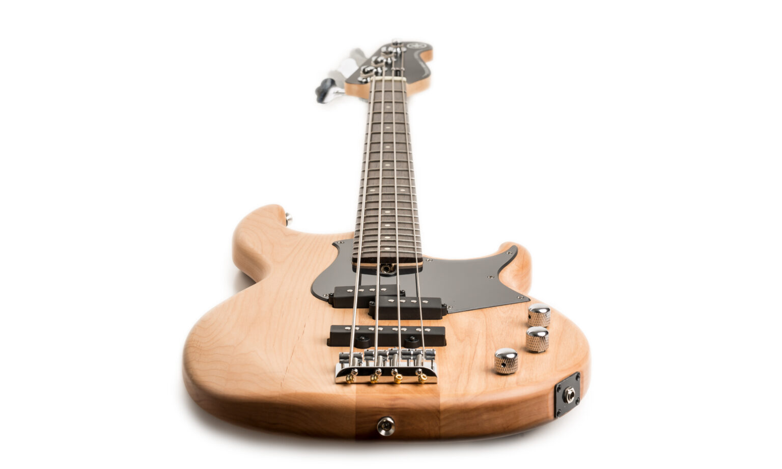 Chitarra elettrica Yamaha BB234 YNS, corpo in ontano, finitura lucida, manico in acero, colore giallo satinato
