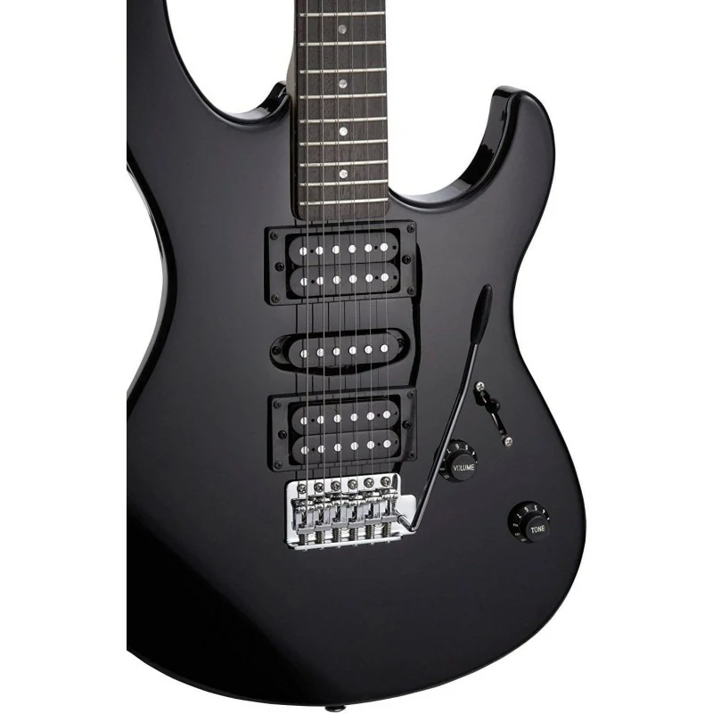 Chitarra Yamaha ERG121: corpo in agathis, amplificatore GA15, accessori inclusi per un'esperienza completa