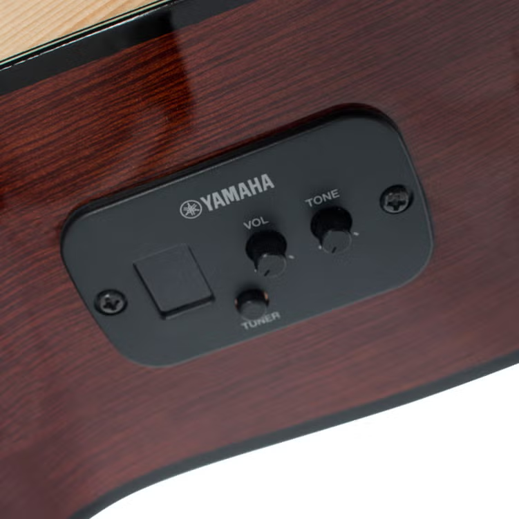 Yamaha FSX315C, chitarra acustica con top in abete, fondo in legni tropicali, elettronica System68, finitura naturale