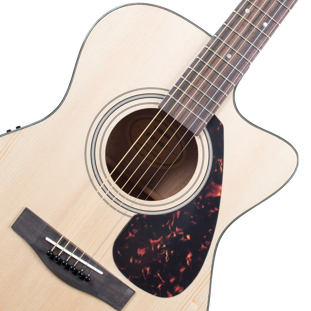 Chitarra acustica-elettrica Yamaha FSX315C, finitura naturale, corpo concerto, pickup ART, suono acustico di alta qualità