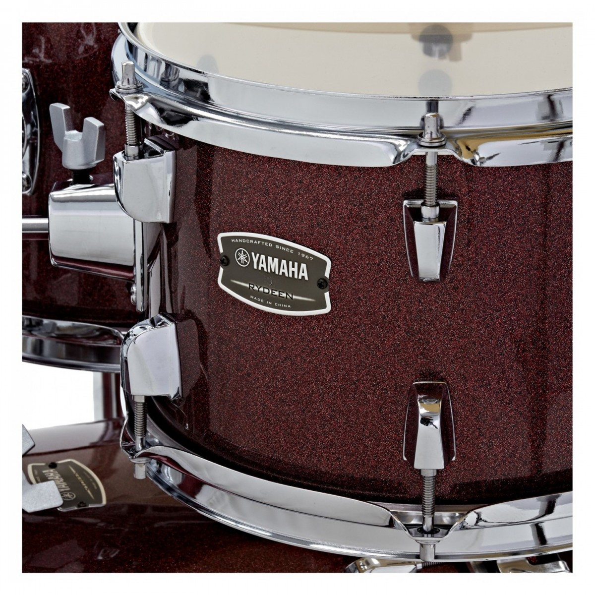 Set di batteria acustica Yamaha Rydeen in Burgundy Glitter, con hardware e piatti, perfetto per chi inizia a suonare